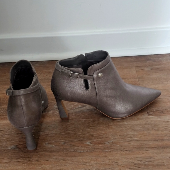 Keeshey Bootie Vince Camuto 9.5M - Picture 1 of 3